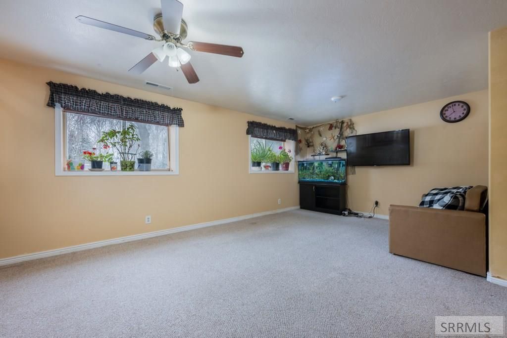 Image 32 of property listing at 3850 E 12 N, Rigby, ID 83442