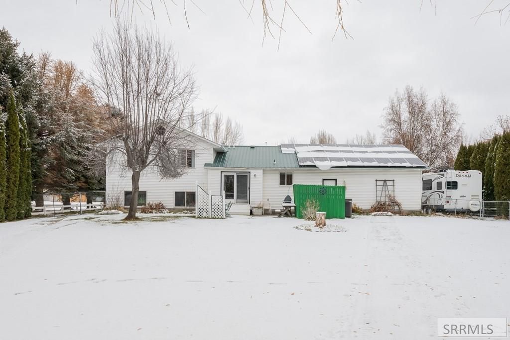 Image 43 of property listing at 3850 E 12 N, Rigby, ID 83442