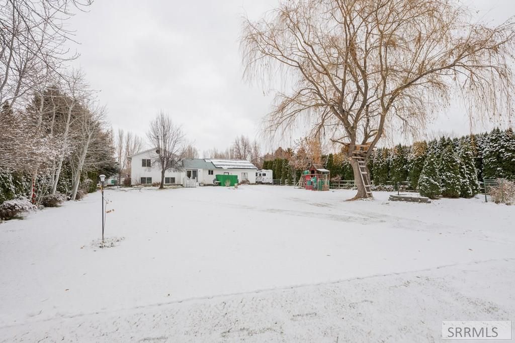 Image 45 of property listing at 3850 E 12 N, Rigby, ID 83442