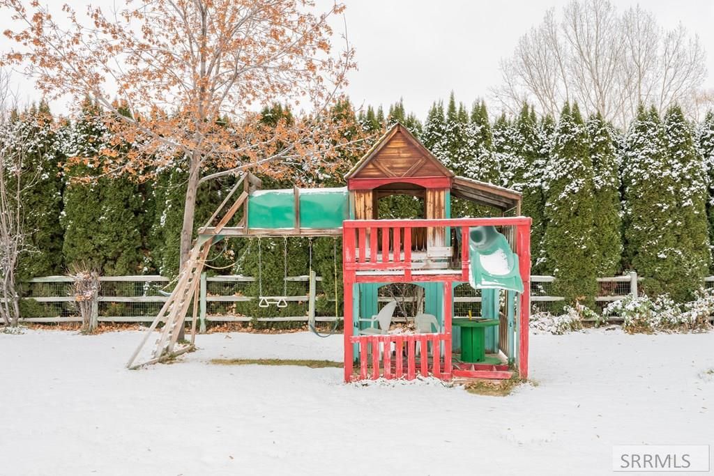 Image 49 of property listing at 3850 E 12 N, Rigby, ID 83442