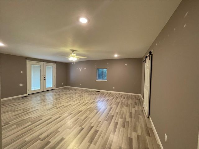 3406 E Bayou Drive E B, Dickinson, TX 77539
