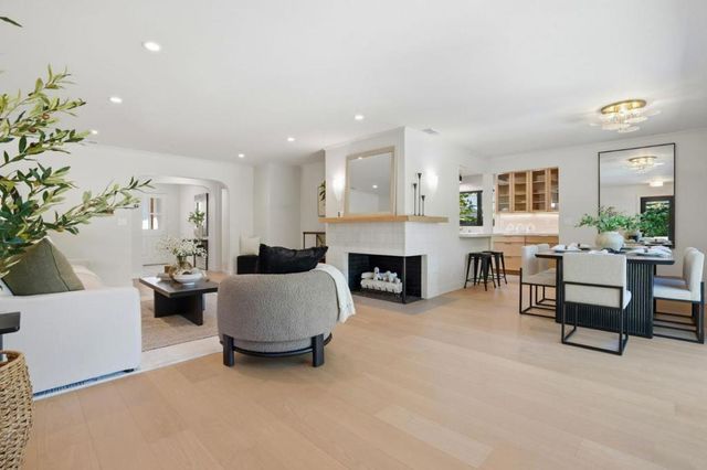 224 Lexington Drive, Menlo Park, CA 94025