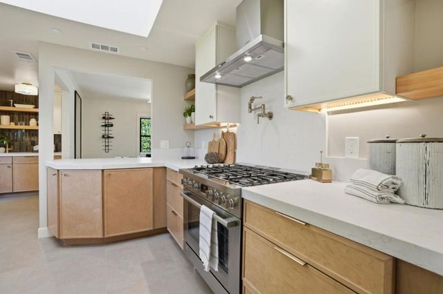 224 Lexington Drive, Menlo Park, CA 94025