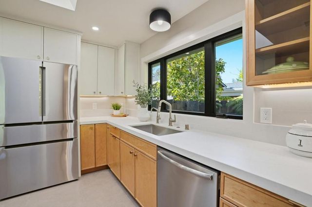 224 Lexington Drive, Menlo Park, CA 94025