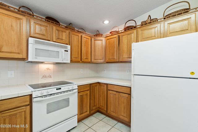 2443 Glen Drive, Little River, SC 29566