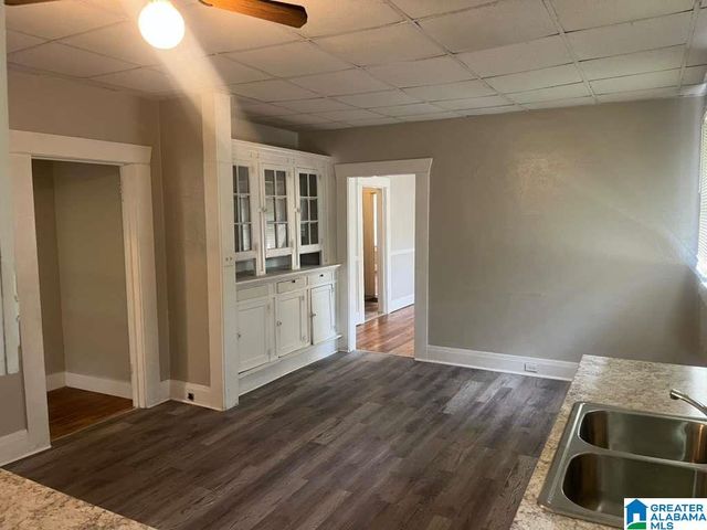 1521 GRAYMONT AVENUE W, Birmingham, AL 35208