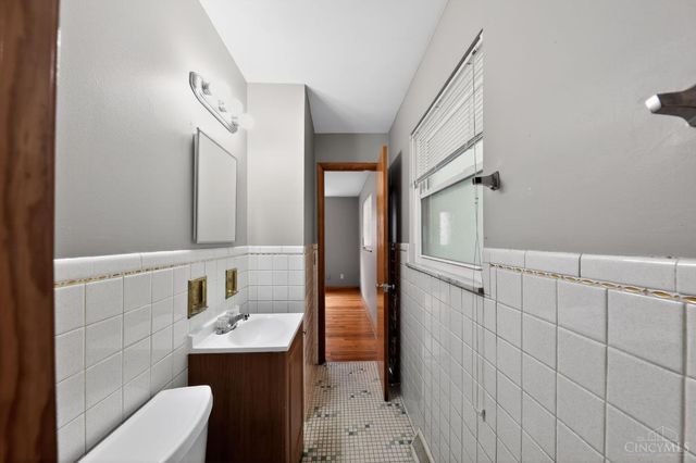 4136 Delhi, Delhi Twp, OH 45204