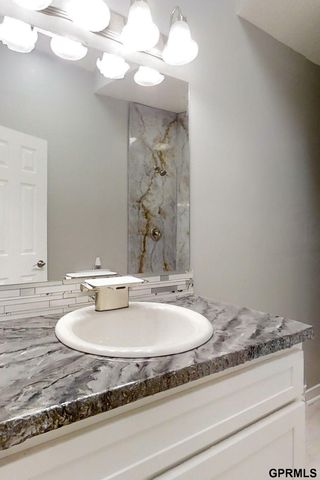 540 B Street, Palmyra, NE 68418