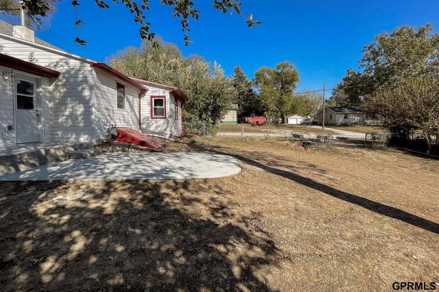 540 B Street, Palmyra, NE 68418