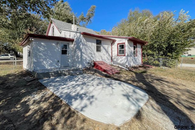 540 B Street, Palmyra, NE 68418