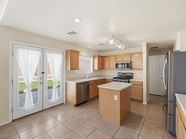 3938 Rain Flower Lane, North Las Vegas, NV 89031