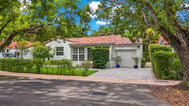 836 Alberca St, Coral Gables, FL 33134
