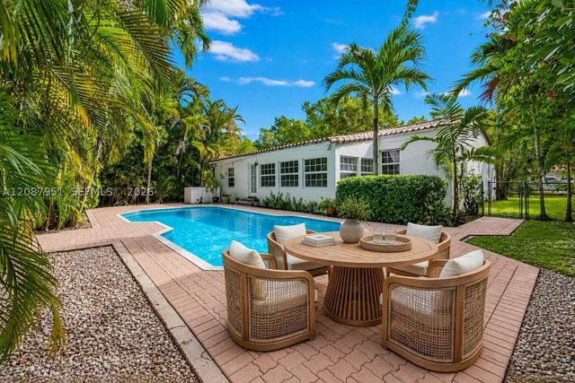 836 Alberca St, Coral Gables, FL 33134