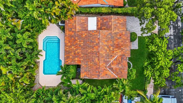 836 Alberca St, Coral Gables, FL 33134