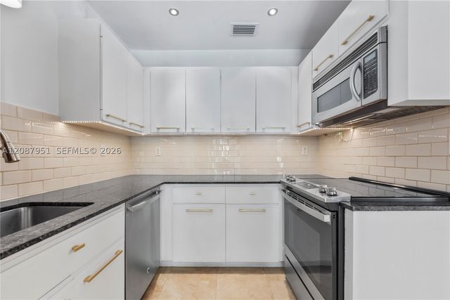 836 Alberca St, Coral Gables, FL 33134