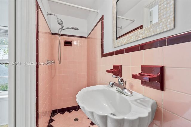 836 Alberca St, Coral Gables, FL 33134
