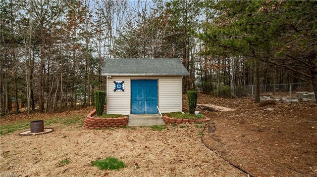 4215 Water Oak Court, Randleman, NC 27317