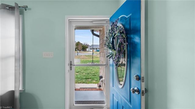 4215 Water Oak Court, Randleman, NC 27317