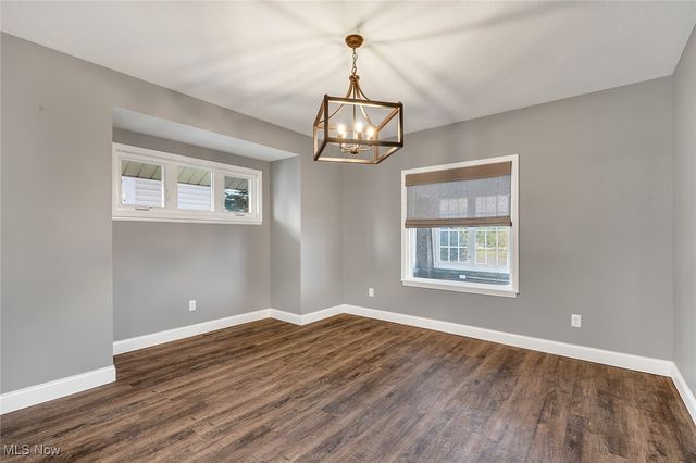 3915 Mahoning Avenue, Austintown, OH 44515