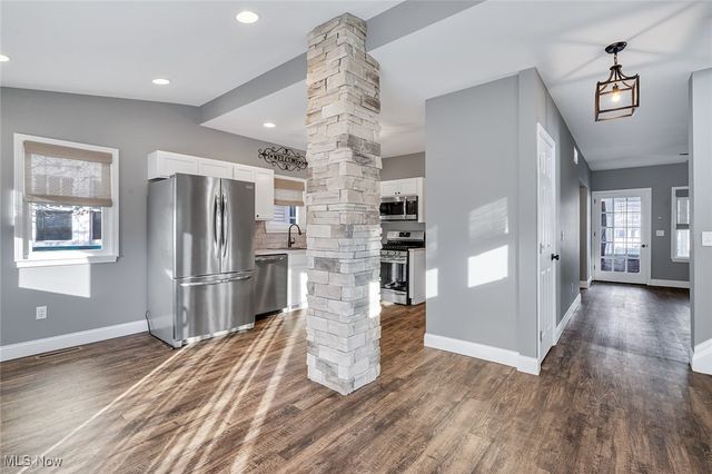 3915 Mahoning Avenue, Austintown, OH 44515