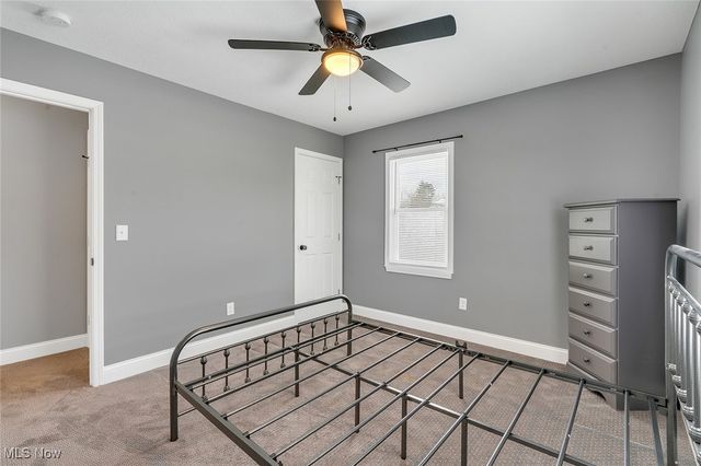 3915 Mahoning Avenue, Austintown, OH 44515