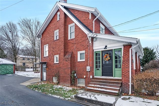 3915 Mahoning Avenue, Austintown, OH 44515