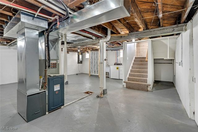 3915 Mahoning Avenue, Austintown, OH 44515