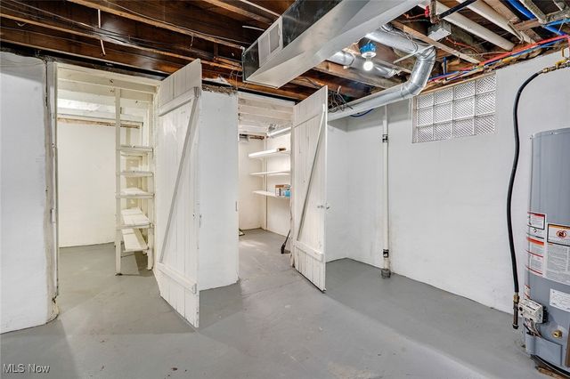 3915 Mahoning Avenue, Austintown, OH 44515