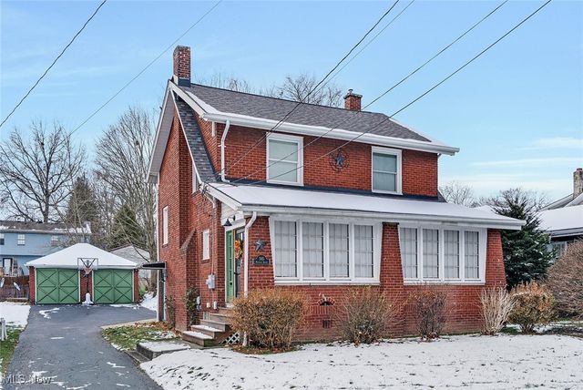 3915 Mahoning Avenue, Austintown, OH 44515