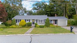 1 Mulberry Lane, Lincoln, RI 02865