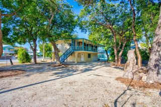27 Lycaloma Avenue, Key Largo, FL 33037
