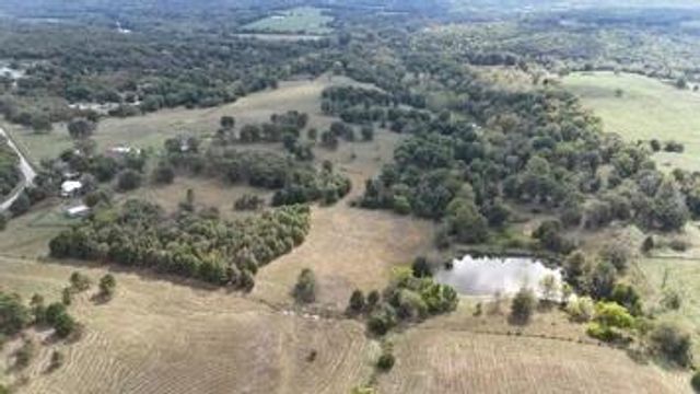 3221 S 124th Road, Flemington, MO 65650