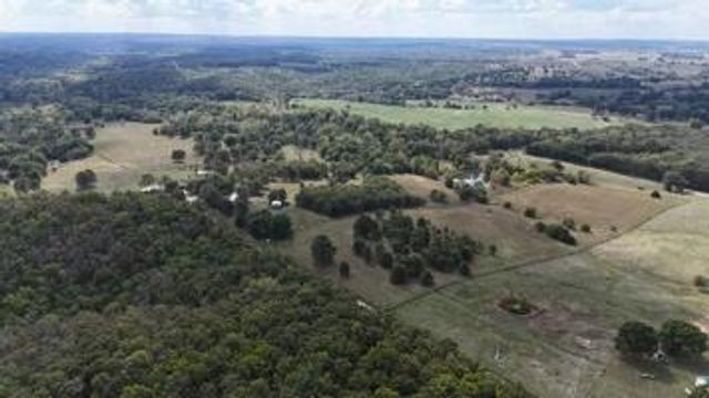 3221 S 124th Road, Flemington, MO 65650