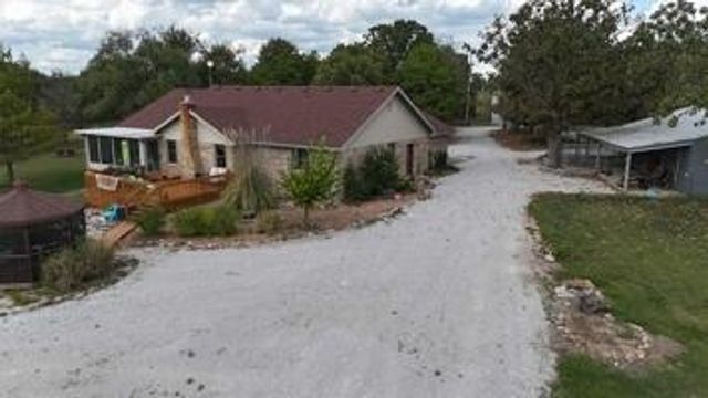 3221 S 124th Road, Flemington, MO 65650