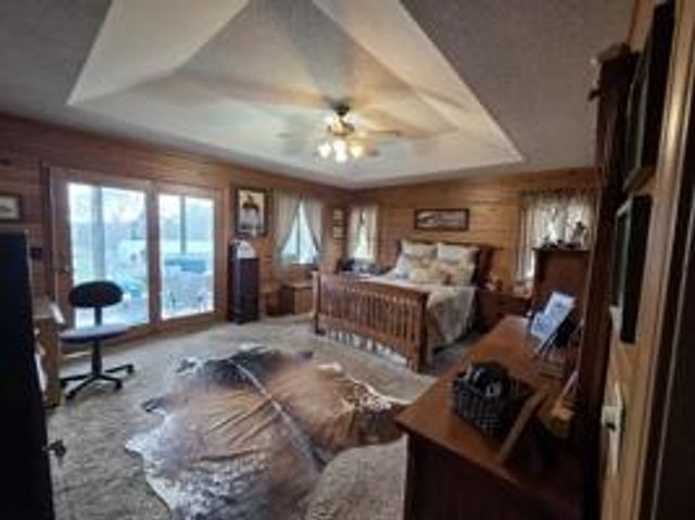 3221 S 124th Road, Flemington, MO 65650