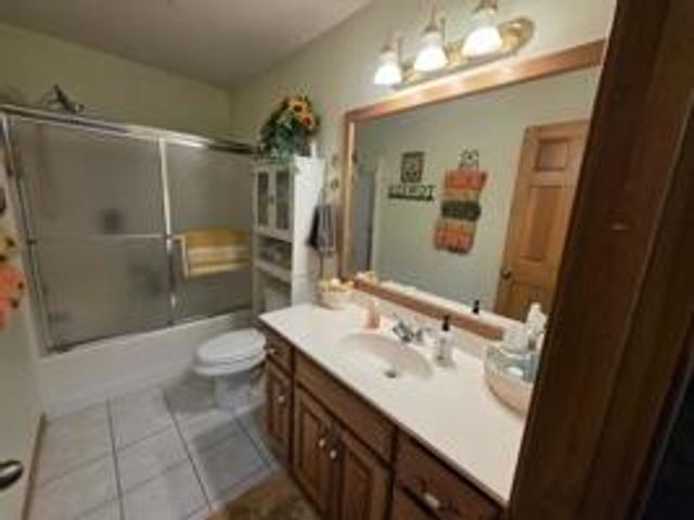 3221 S 124th Road, Flemington, MO 65650