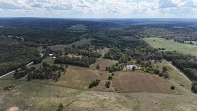 3221 S 124th Road, Flemington, MO 65650