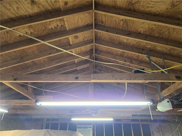 219 Ripple Creek Lane, Somerville, TX 77879