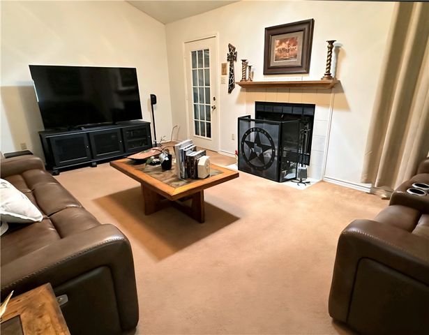 219 Ripple Creek Lane, Somerville, TX 77879