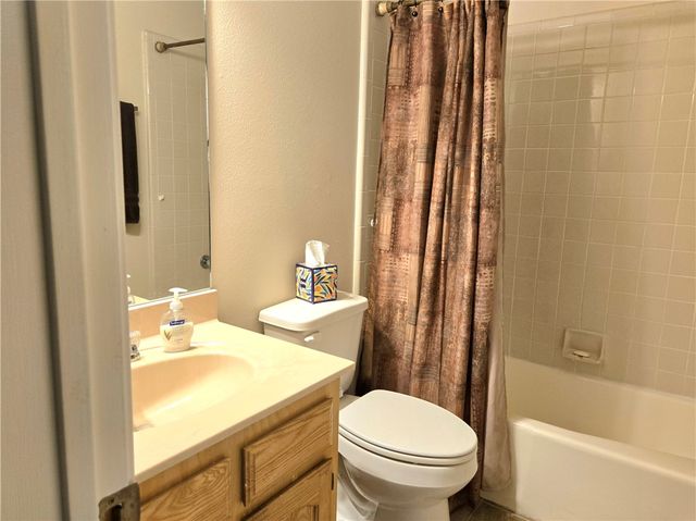 219 Ripple Creek Lane, Somerville, TX 77879