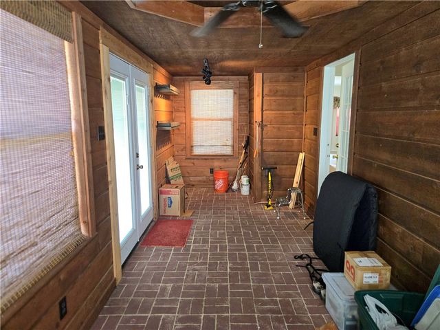 219 Ripple Creek Lane, Somerville, TX 77879