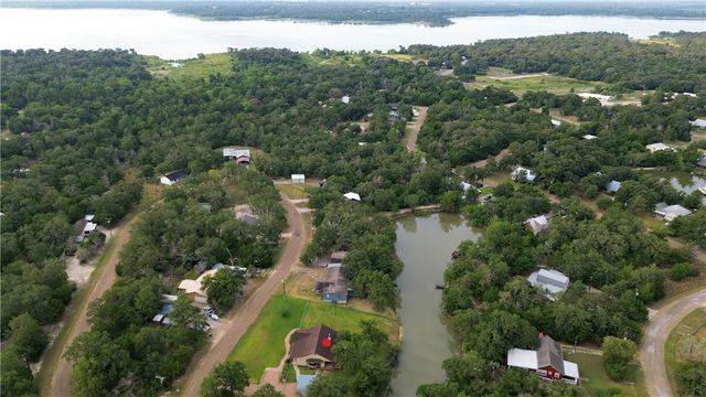 219 Ripple Creek Lane, Somerville, TX 77879