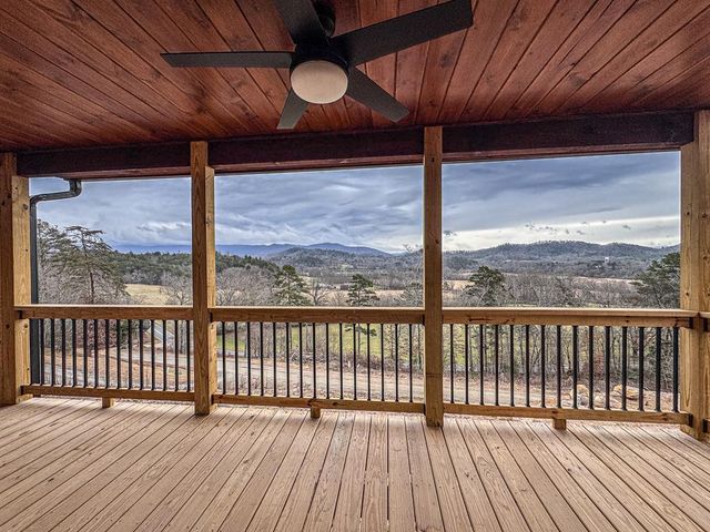 106 Mistletoe Ridge, Murphy, NC 28906