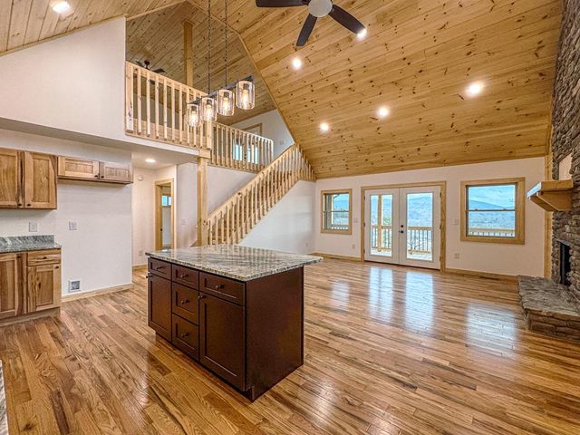 106 Mistletoe Ridge, Murphy, NC 28906