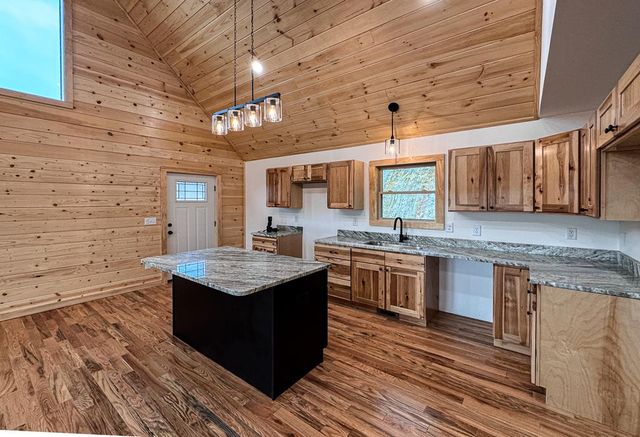 106 Mistletoe Ridge, Murphy, NC 28906