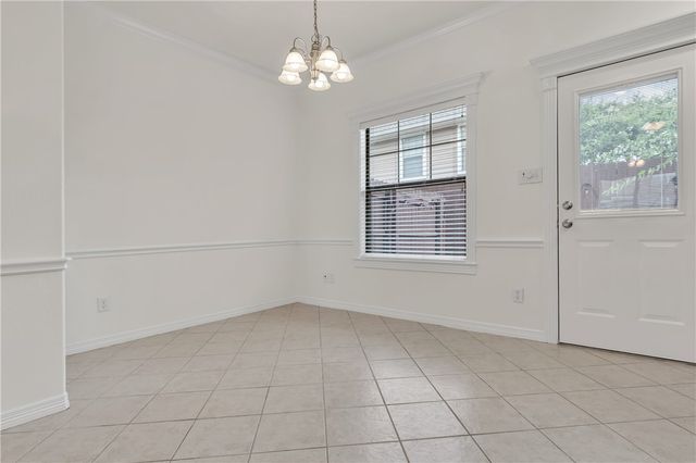 1000 Spring Loop 1507, College Station, TX 77840