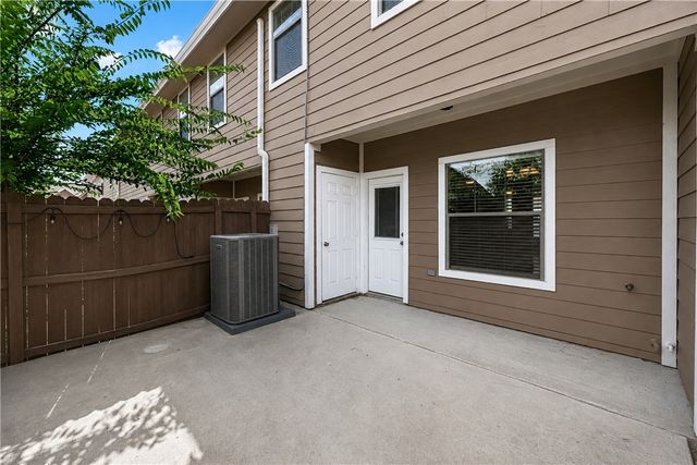 1000 Spring Loop 1507, College Station, TX 77840