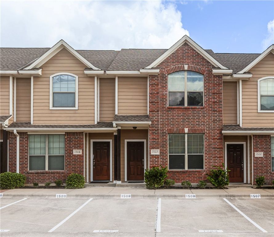 1000 Spring Loop 1507, College Station, TX 77840