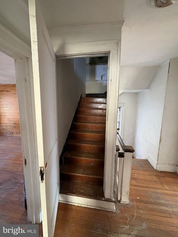 21 S WESTFIELD AVE, Trenton, NJ 08618