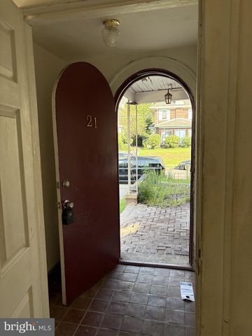 21 S WESTFIELD AVE, Trenton, NJ 08618